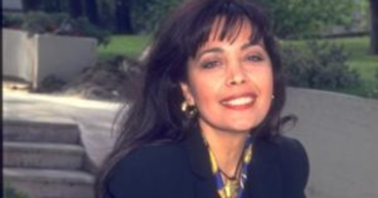 Manolya Onur öldü - Manolya Onur Kimdir? (Eski Türkiye güzeli Manolya neden öldü )